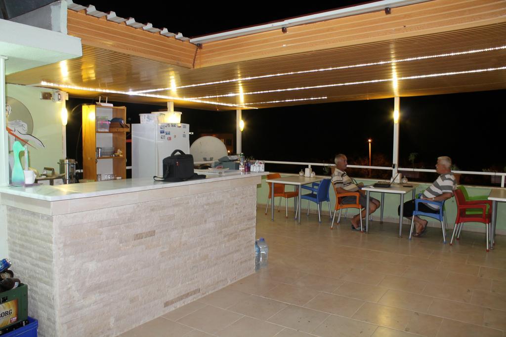 Zeus Apart Pansiyon Guzelcamlı Exterior foto