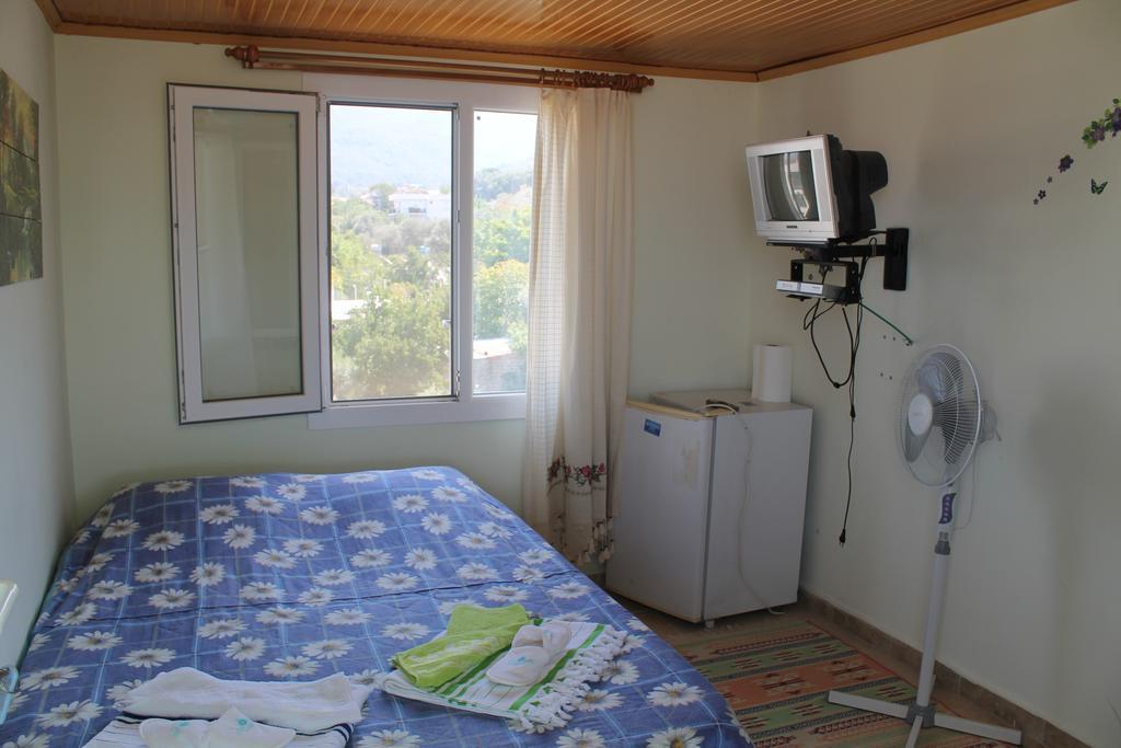 Zeus Apart Pansiyon Guzelcamlı Exterior foto